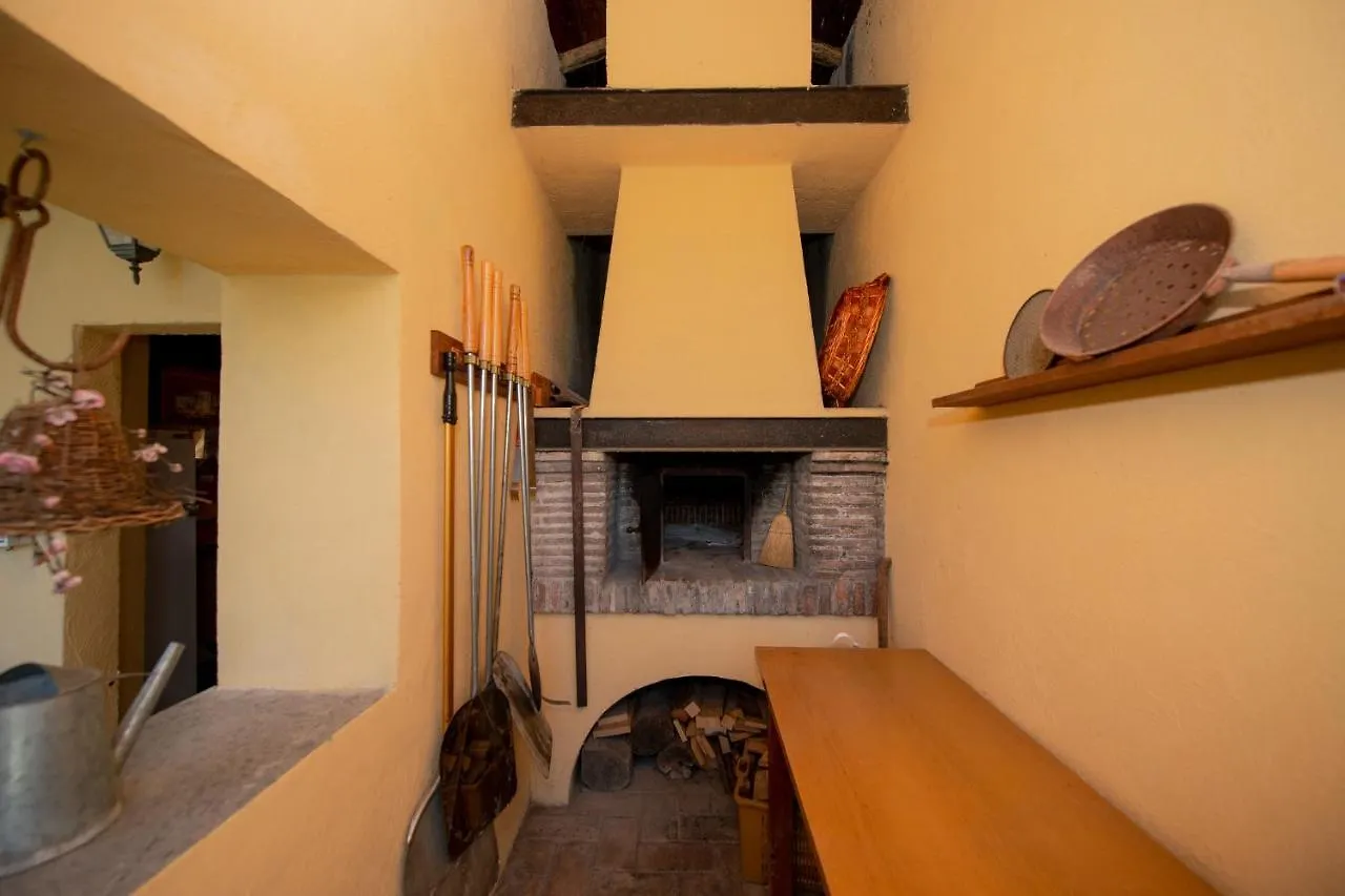 White Elegant And Charming Country House Near Rome Rocca Di Papa 0*,  Italy